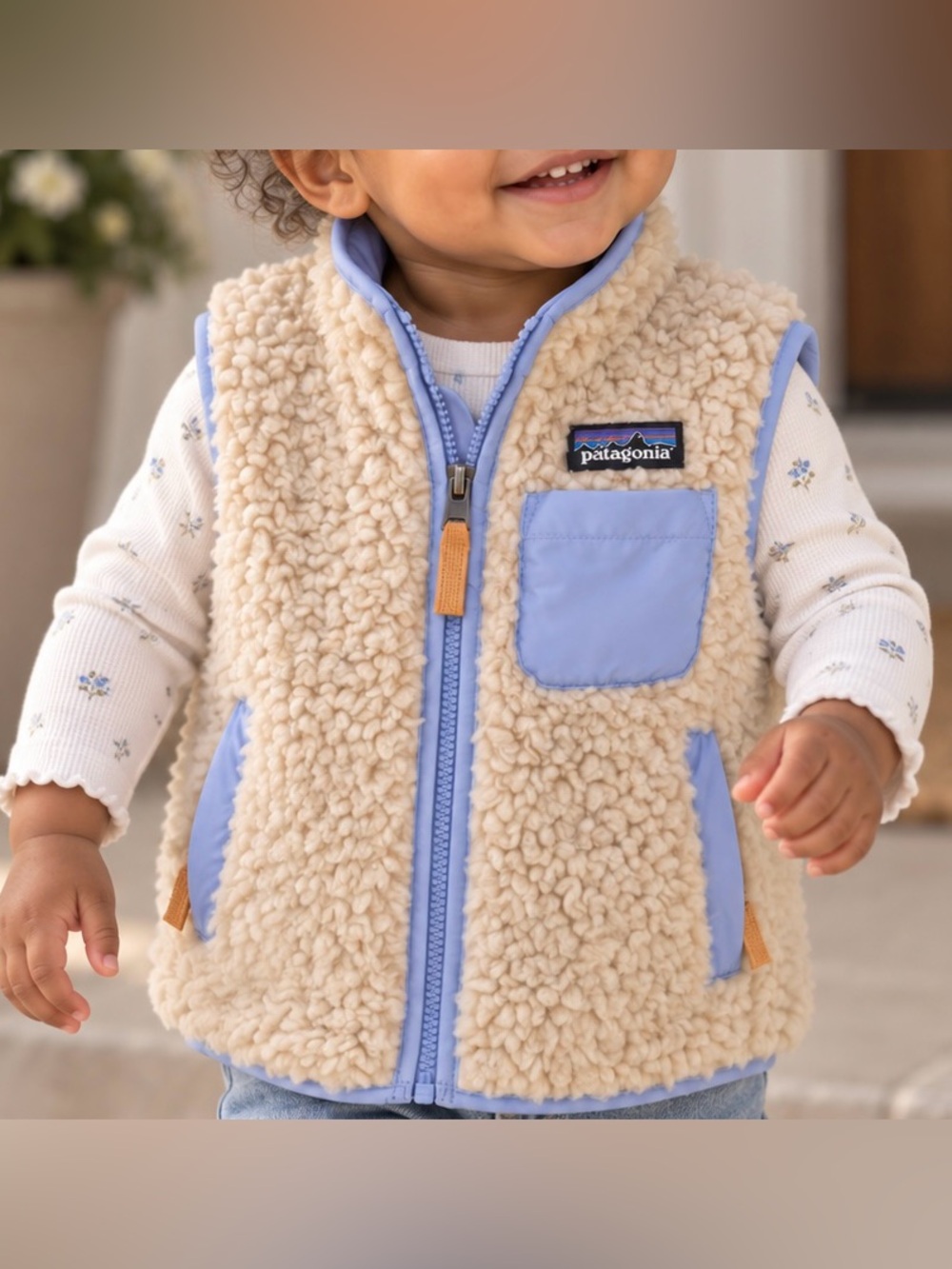 Patagonia Cream Sherpa Vest with Periwinkle Trim Baby Retro-X® Vest 12-18 Months